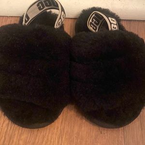 Ugg toddler slippers